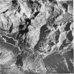 8-1945-8-104