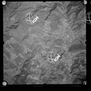 106-1963-G-520