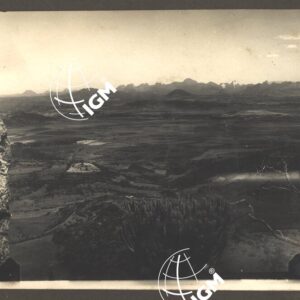 La meravigliosa pianura di Adua - e la sua stupenda catena vista al tramonto A.O 36 : a sinistra la roccia e il parco del Semaiata - FT00000277