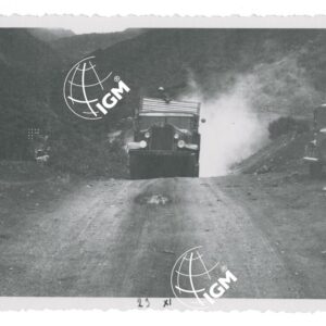 un camion che ha superato un tratto della salita di Quoram - FT00000959