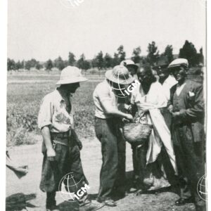Axum operai italiani e donna indigena - FT00001485
