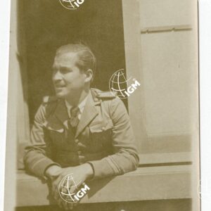 Vannini Carlo S. Magg. alla finestra di una baracca - FT00001495