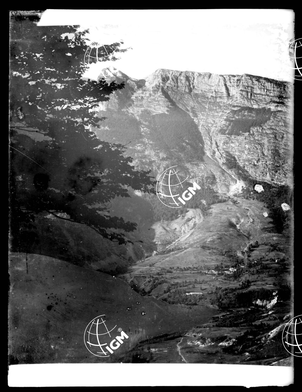 La conca di Plezzo dal Polonik - LN00000084