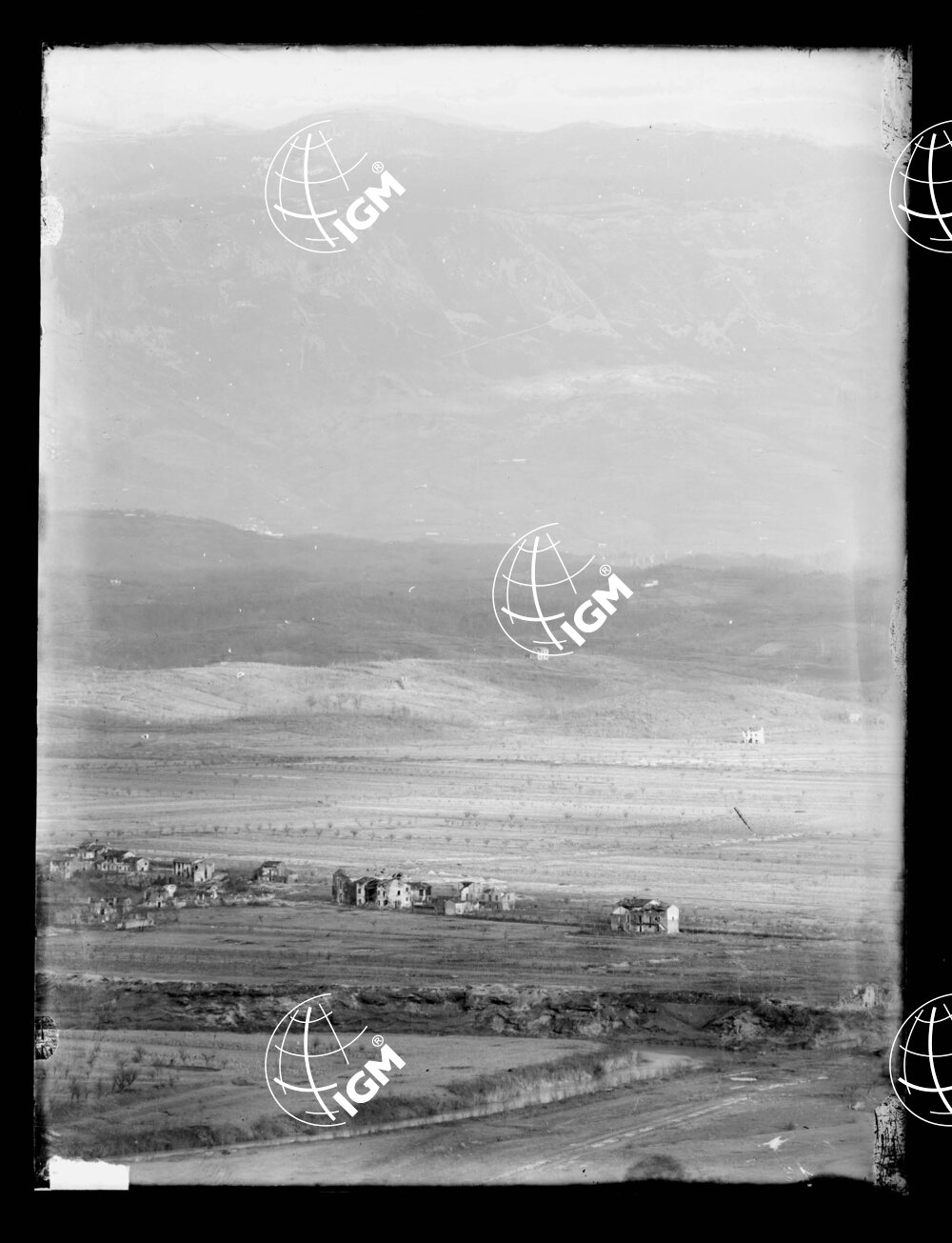 Panorama telefotografico eseguito dal Nad Logem - LN00000526