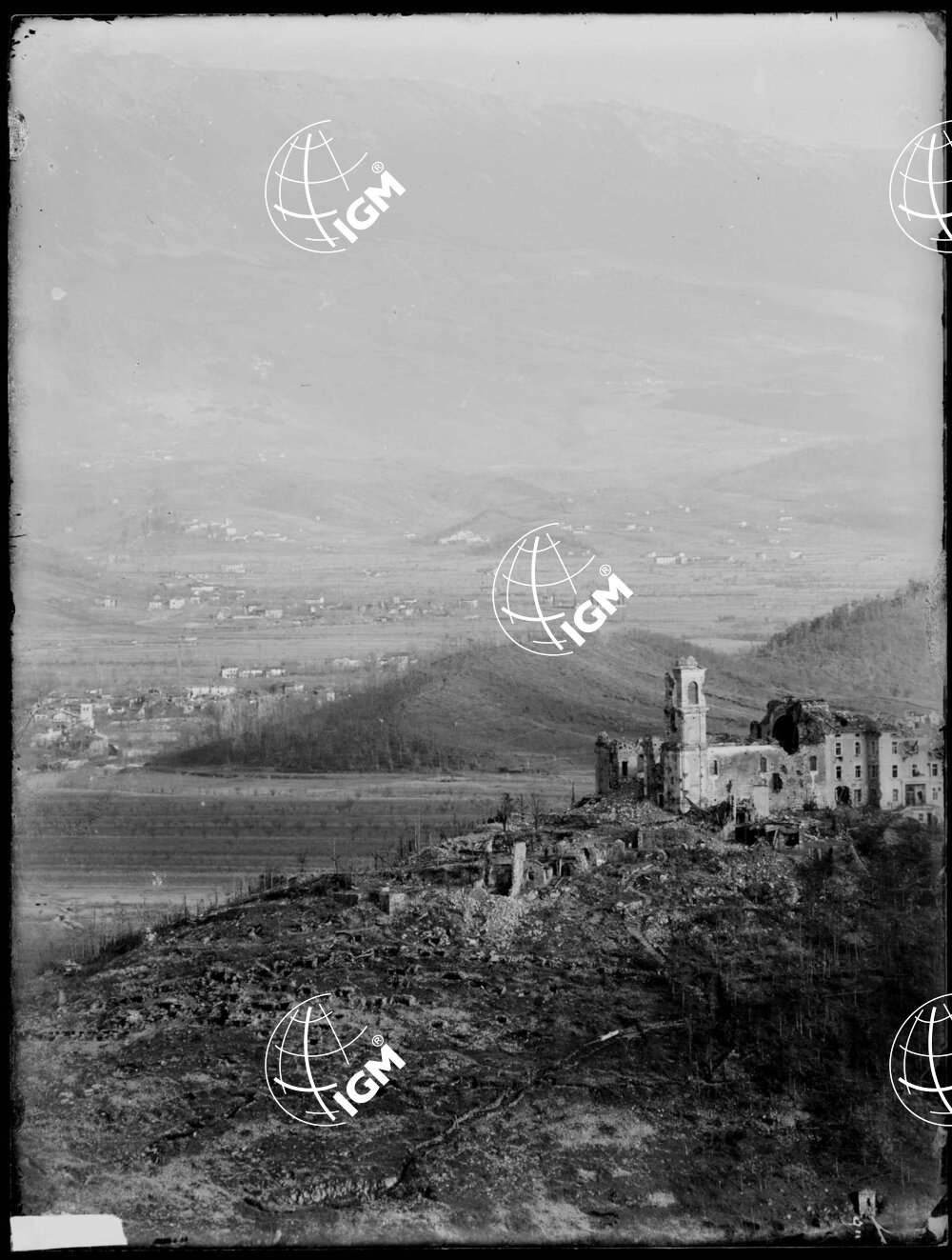 Panorama telefotografico eseguito dal Nad Logem - LN00000528