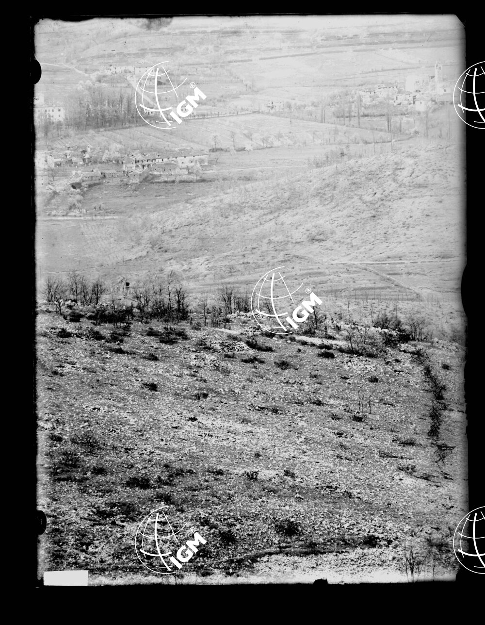 Panorama telefotografico della I^ linea del Volkovniak e Q. 376 - LN00000574