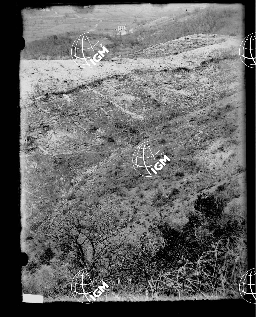Panorama telefotografico della I^ linea del Volkovniak e Q. 376 - LN00000583
