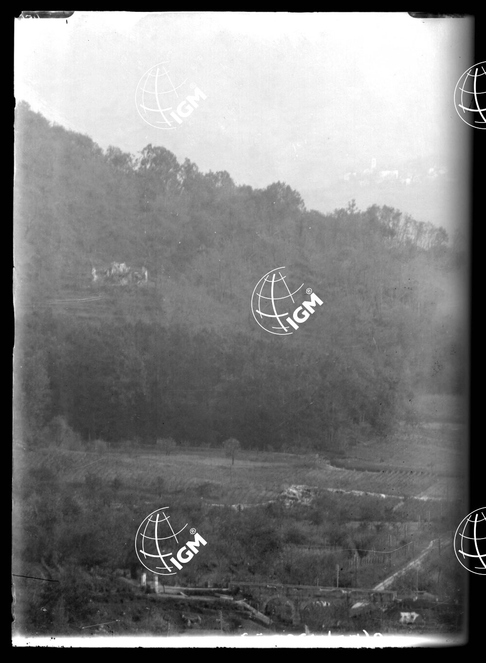 Dal S. Marco a Vertojba visto dal Castello di Gorizia - LN00001170