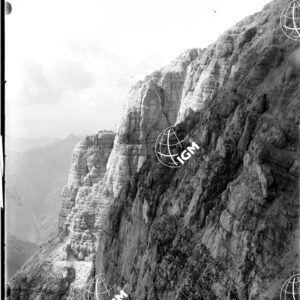 La Vetta dell'Jof di Montasio e panorama da M. Musi ai Due Pizzi - LN00002083