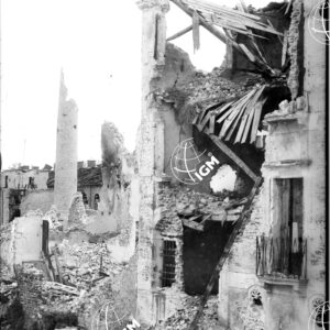 Case della parte sud di Nervesa fronteggianti l'isola Bombarda - LN00002190
