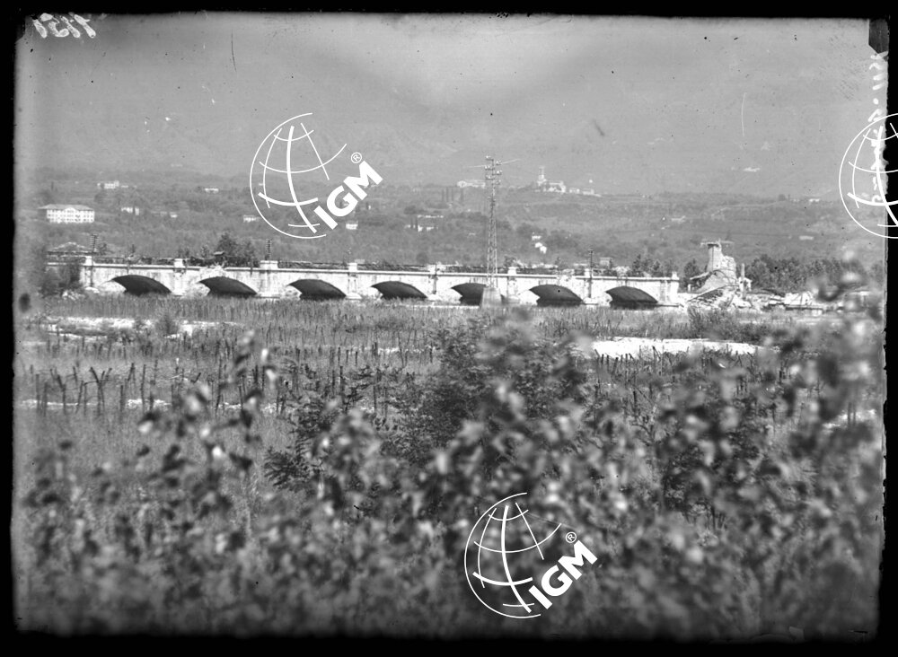 Telefotografia del Ponte ferroviario della Priula. - LN00002256