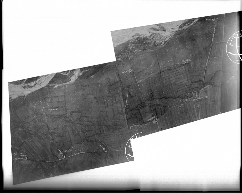 Riproduzione fotografica d'areoplano della zona a Sud di Moriago. - LN00002286