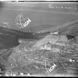 Serie Val Lagarina rilievo telefotografico della zona tra il M.te Ghello e il M.te Finonchio - LN00002485