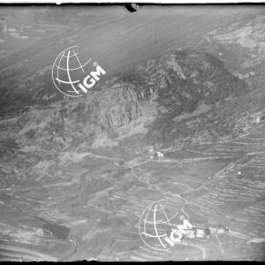 Serie Val Lagarina rilievo telefotografico della zona tra il M.te Ghello e il M.te Finonchio - LN00002486