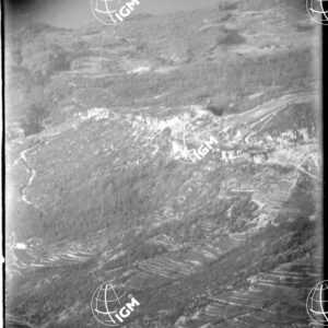 Serie Val Lagarina rilievo telefotografico della zona tra il M.te Ghello e il M.te Finonchio - LN00002488