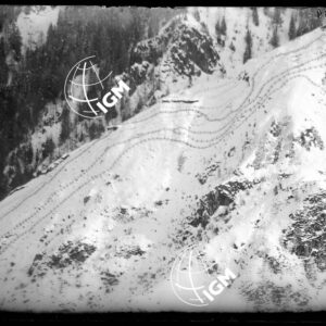 Telefotografie della Zona Dosso dei Morti - Dosso Brull - del Forte Por - dei rafforzamenti sopra il F.te Por - LN00002784