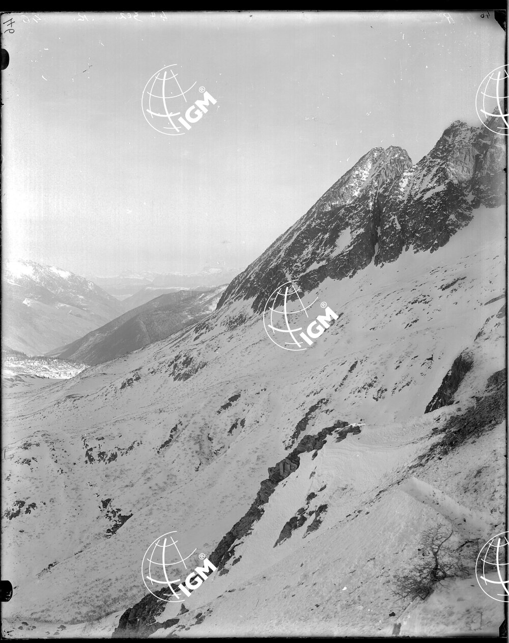 Da Passo dei Contrabbandieri al passo del Monticello - LN00003471
