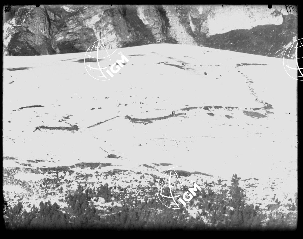 Serie Val Lagarina rilievo telefotografico del M.te Finonchio - LN00003599