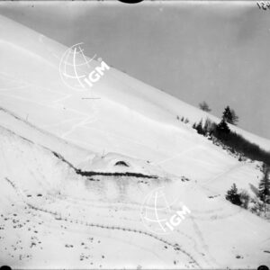 Telefotografie della Zona Dosso dei Morti - Dosso Brull - del Forte Por - dei rafforzamenti sopra il F.te Por - LN00003873