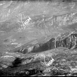 Rilievo panoramico della zona Riva - M. Brione - Nago - M. Corno - Q. 584 - LN00004069