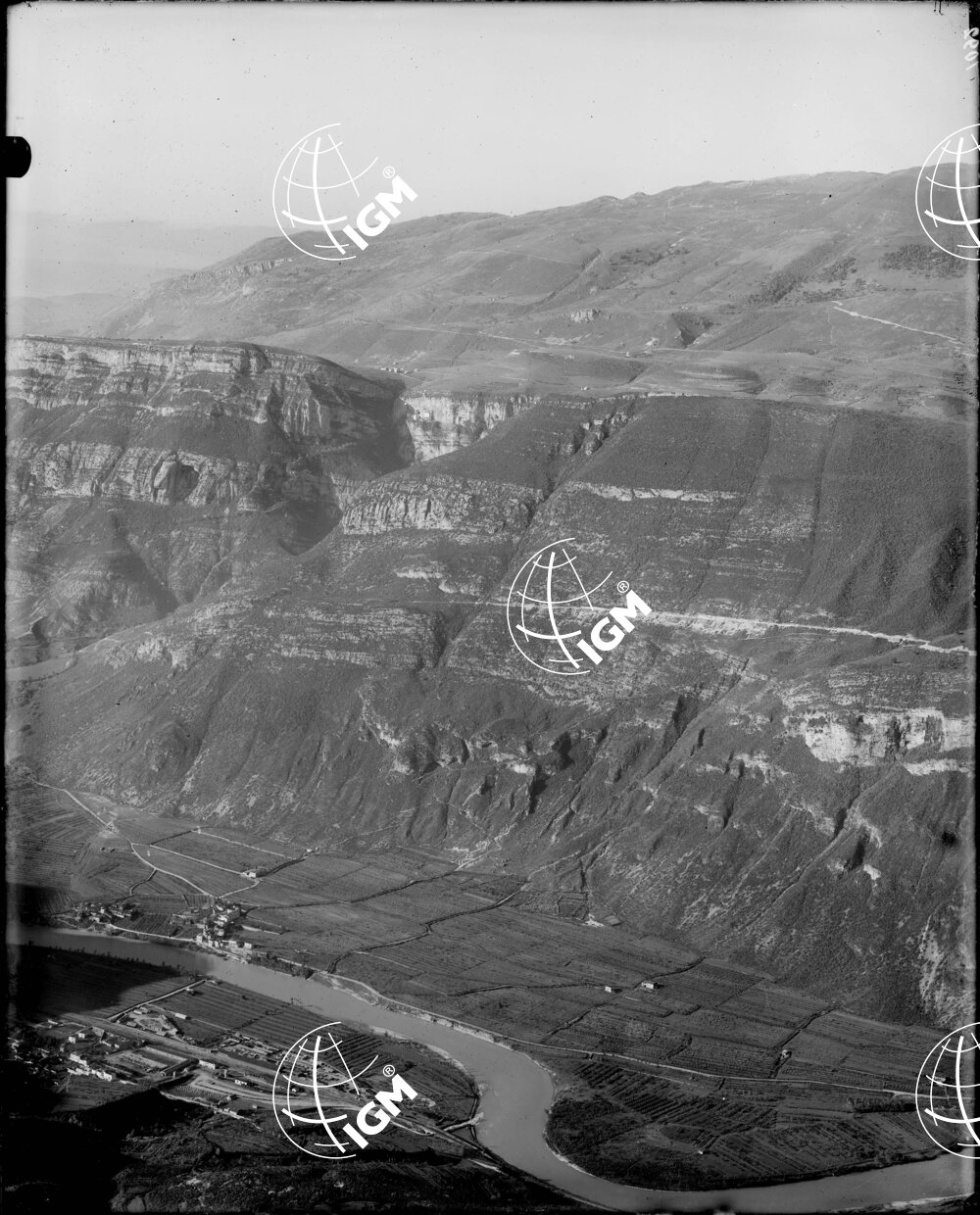 Da Monti Lessini a Catena Baldo - LN00004360