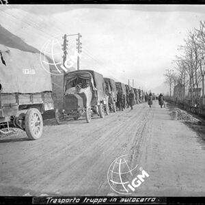 Trasporto truppe in autocarro - LN00004868