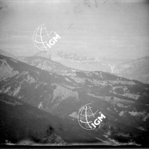 (1) Telefotografie di Berat e trinceramenti nemici - (2)Telefotografia dell'Osservatorio nemico - LN00005175