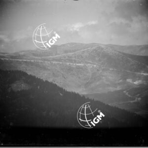 "Telefotografie M. Pertica e Valle delle Bocchette,e Veduta d'insieme del M. Pertica e Valle delle Bocchette" - LN00005828