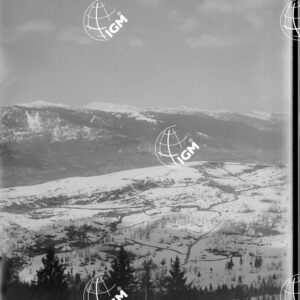 Veduta Panoramica dell'Altopiano di Asiago con la Valle dell'Astico - LN00006337