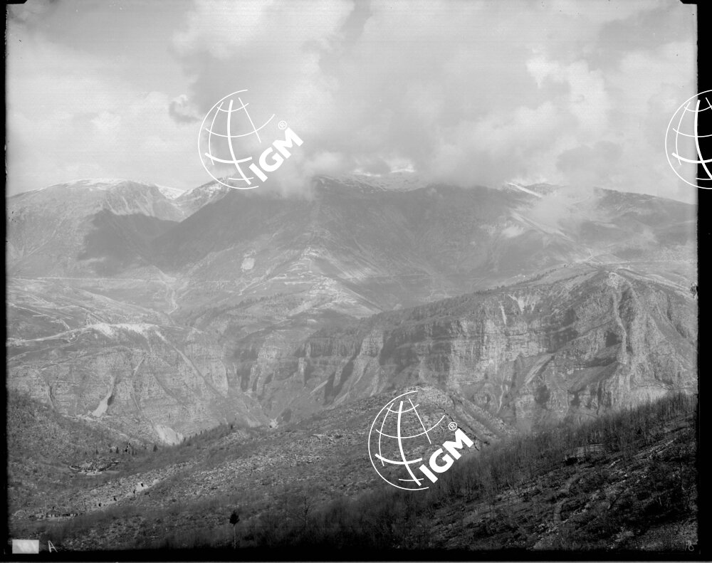 Veduta panoramica della zona Cima Echar-Sasso Rosso - LN00006470