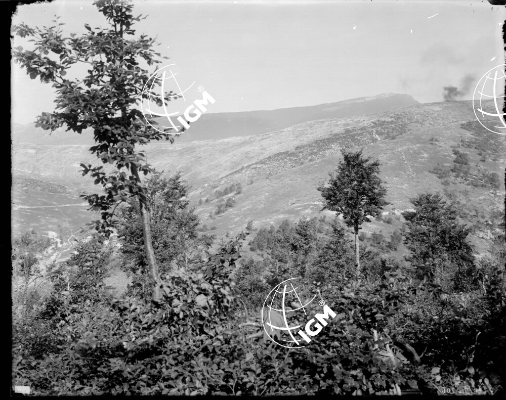 Veduta panoramica della zona Cima Eghar Monte Valbella - LN00006493