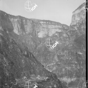 La riva destra del Brenta vista da Col Lancin - LN00006522