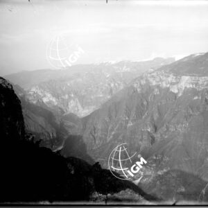 Veduta panoramica dalla sinistra del Brenta fra Cismon e Carpanè - LN00006871