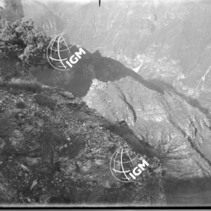 Veduta panoramica dalla sinistra del Brenta fra Cismon e Carpanè - LN00006872