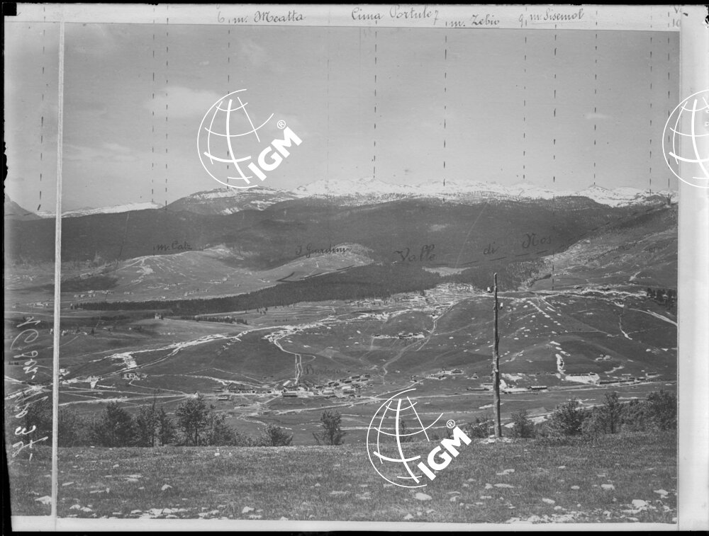 Veduta panoramica da Costalunga (Echar) quota 1320 - LN00006881