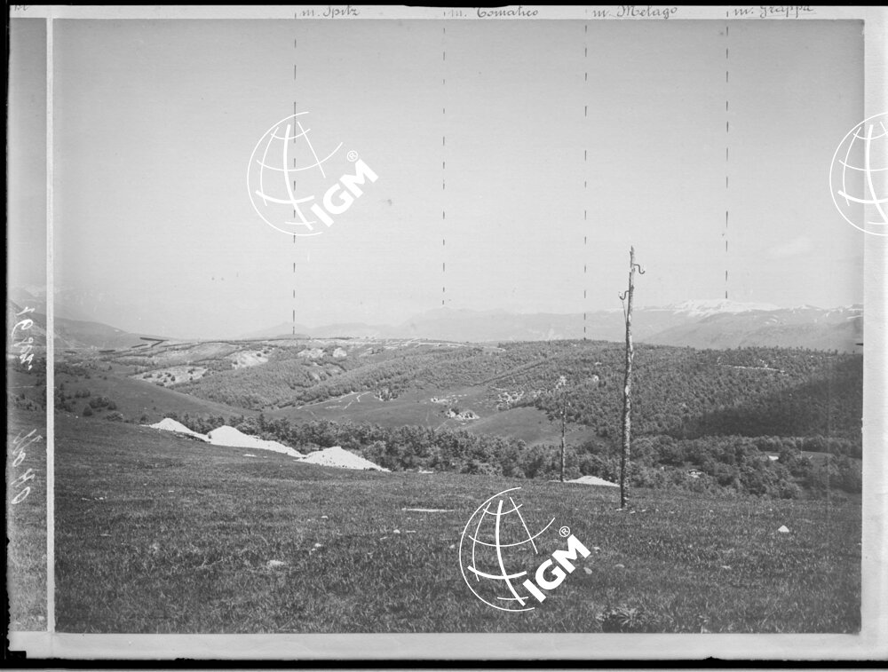 Veduta panoramica da Costalunga (Echar) quota 1320 - LN00006884