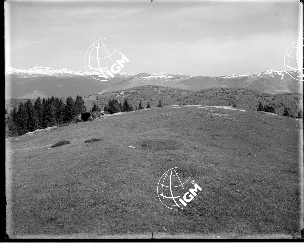 Veduta panoramica da M. Bertiaga q. 1356 - LN00006888