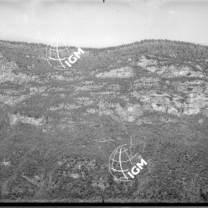 Veduta panoramica dalle pendici di M. Aveati quota 250 - LN00006899