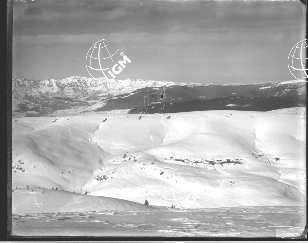 Veduta panoramica da M. Campolungo a Cima Caldiera - LN00006846