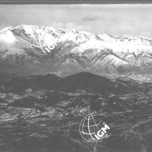Veduta panoramica del Massiccio del Grappa dagli Altipiani di Montello - LN00006948