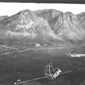 Veduta panoramica della Corna Trenta Passi al M. Erbano - LN00006956