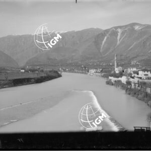 Veduta panoramica fiume Brenta Pove visto da Bassano - LN00006982