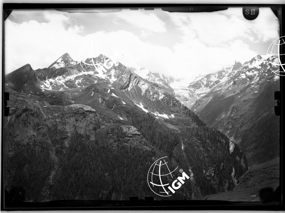 Valle di Cogne - panorama a nord di Punta Rossini località di presa ovest Taverana - LN00011026