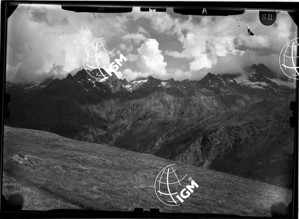 Valle di Cogne - panorama a nord di Punta Rossini località di presa ovest Taverana - LN00011031