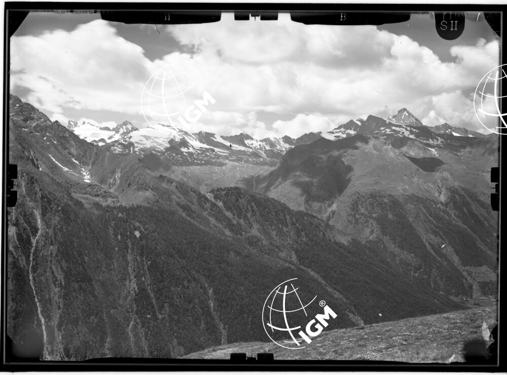 Rilievi al Gran Paradiso - Valle di Cogne - panorama a nord di Punta Fenilia località di presa ovest Taverana - LN00011034