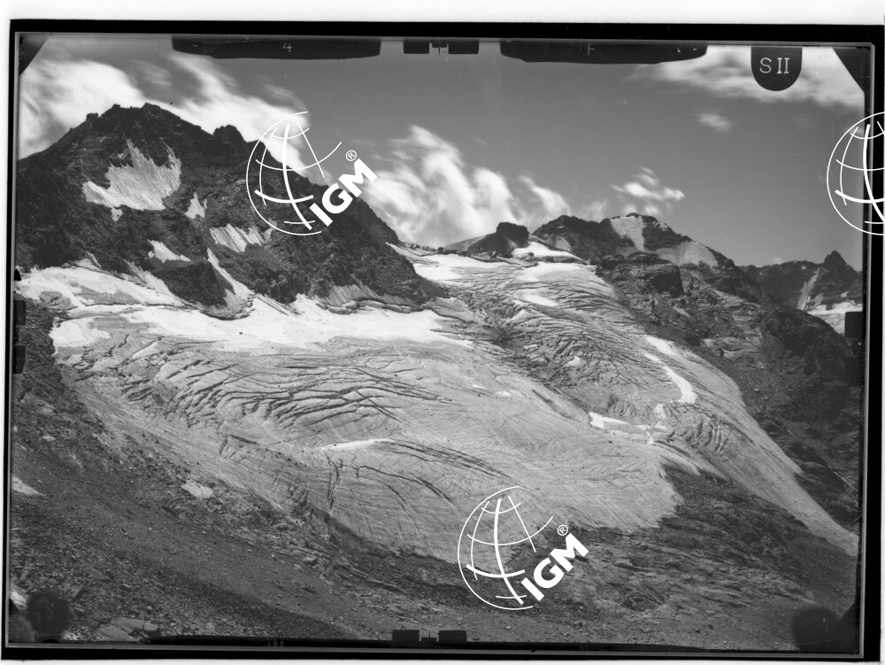 Rilievi al Gran Paradiso - Valle di Valeville - panorama da Gran San Pietro a Passo Terissetta località di presa C.le dell'Arolla - LN00011045
