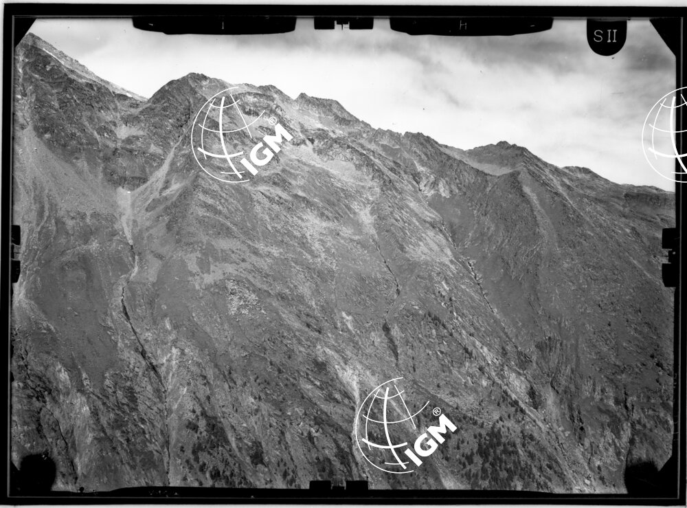 Rilievi al Gran Paradiso - Valle di Valeille - panorama da Ponte Patrì a Punta Terissetta località di presa ovest C.le Arolla - LN00011049