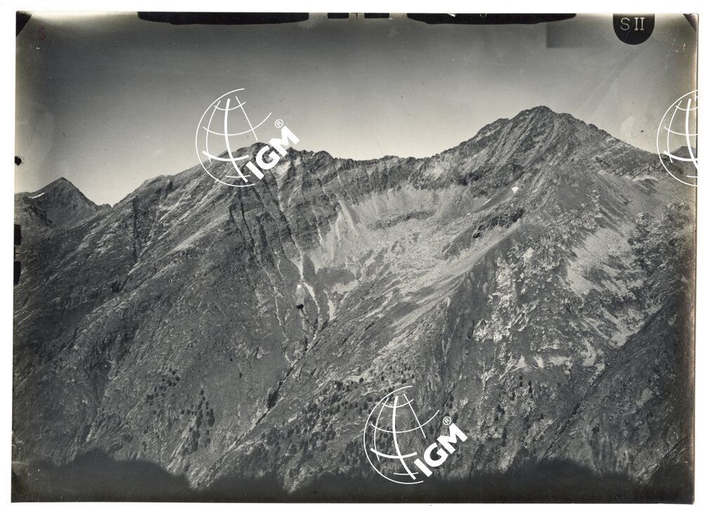 Rilievi al Gran Paradiso - Valle di Valeille - panorama da Punta della Cesera a Colle dell'Arolla gr. Arolla - località di presa est Punta Valmiana - FT00002157