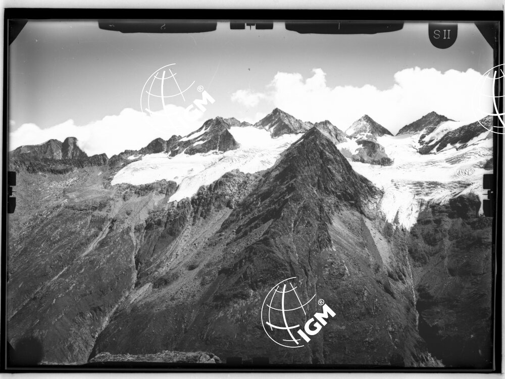 Rilievi al Gran Paradiso - Valle di Valeille - panorama da Gr. Arolla Mondeso di Forzo a Punta Sengie- località di presa Pendici Valmiana - LN00011071