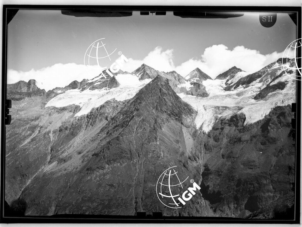 Rilievi al Gran Paradiso - Valle di Valeille - panorama da Gr. Arolla Mondeso di Forzo a Punta Sengie- località di presa Pendici Valmiana - LN00011074